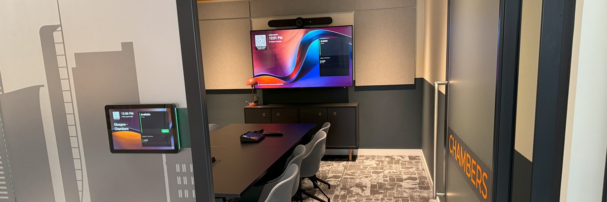 Logitech Rally Bar Meeting Room